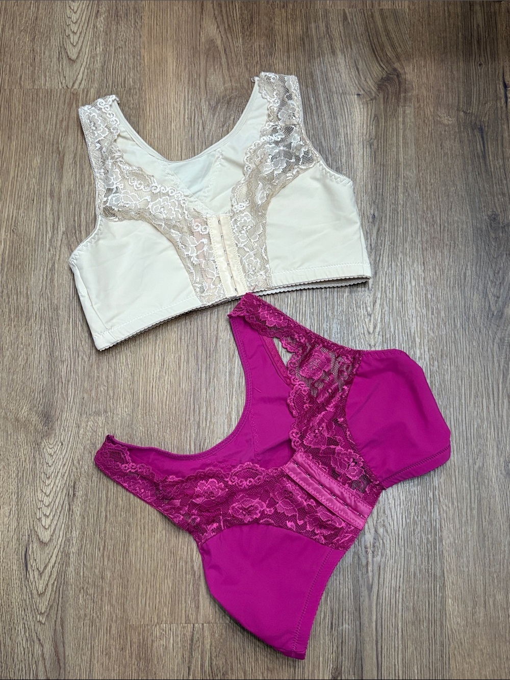 Cream and Fuchsia Lace Front-Close Wireless Bras set of two
